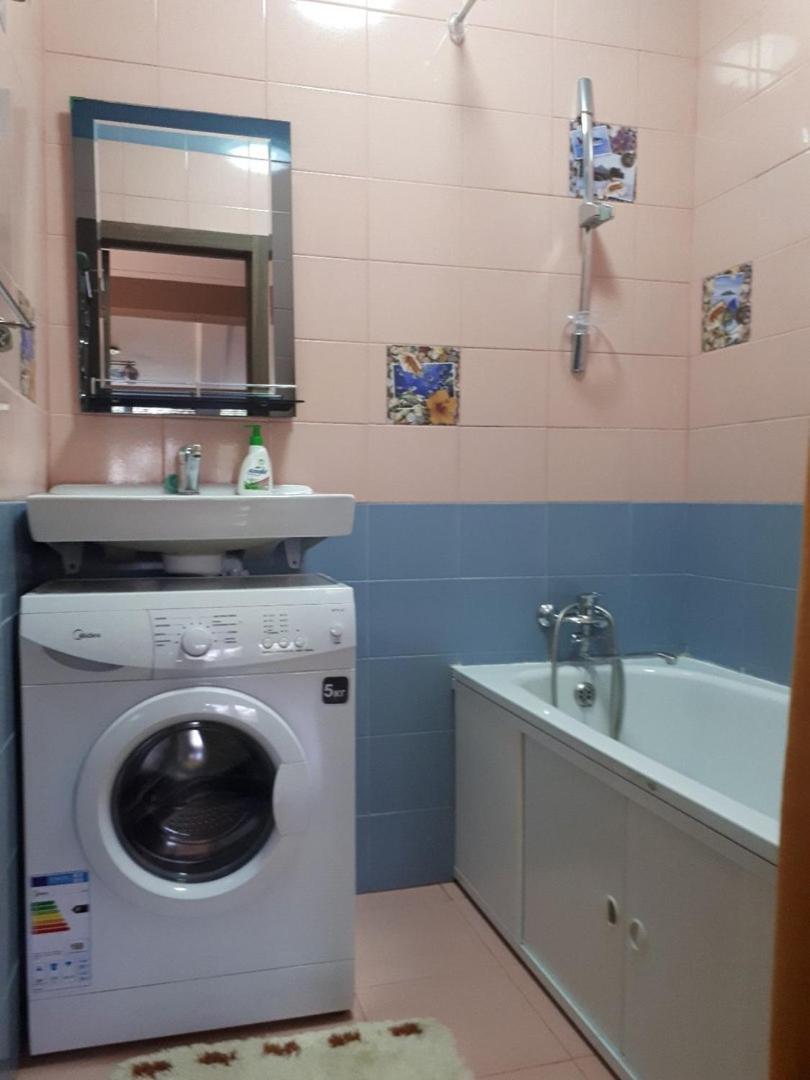 Apartments On Mustafa Ozturk アルマトイ エクステリア 写真