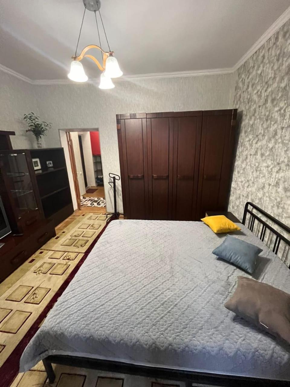 Apartments On Mustafa Ozturk アルマトイ エクステリア 写真