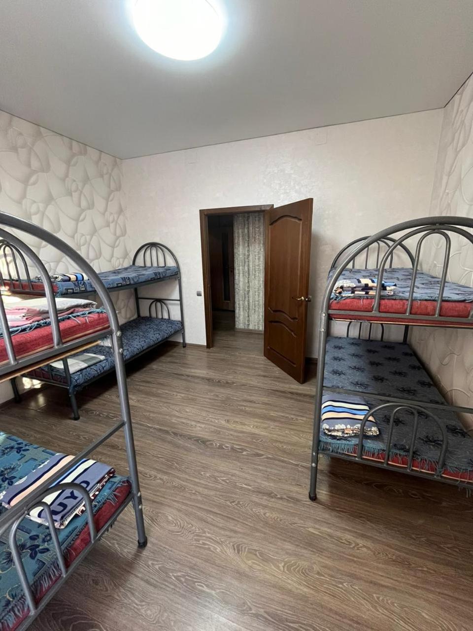 Apartments On Mustafa Ozturk アルマトイ エクステリア 写真
