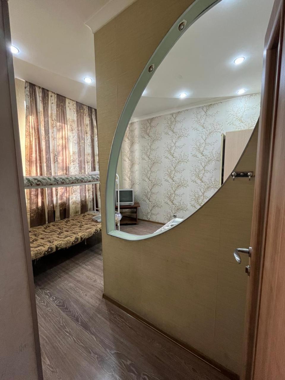 Apartments On Mustafa Ozturk アルマトイ 部屋 写真